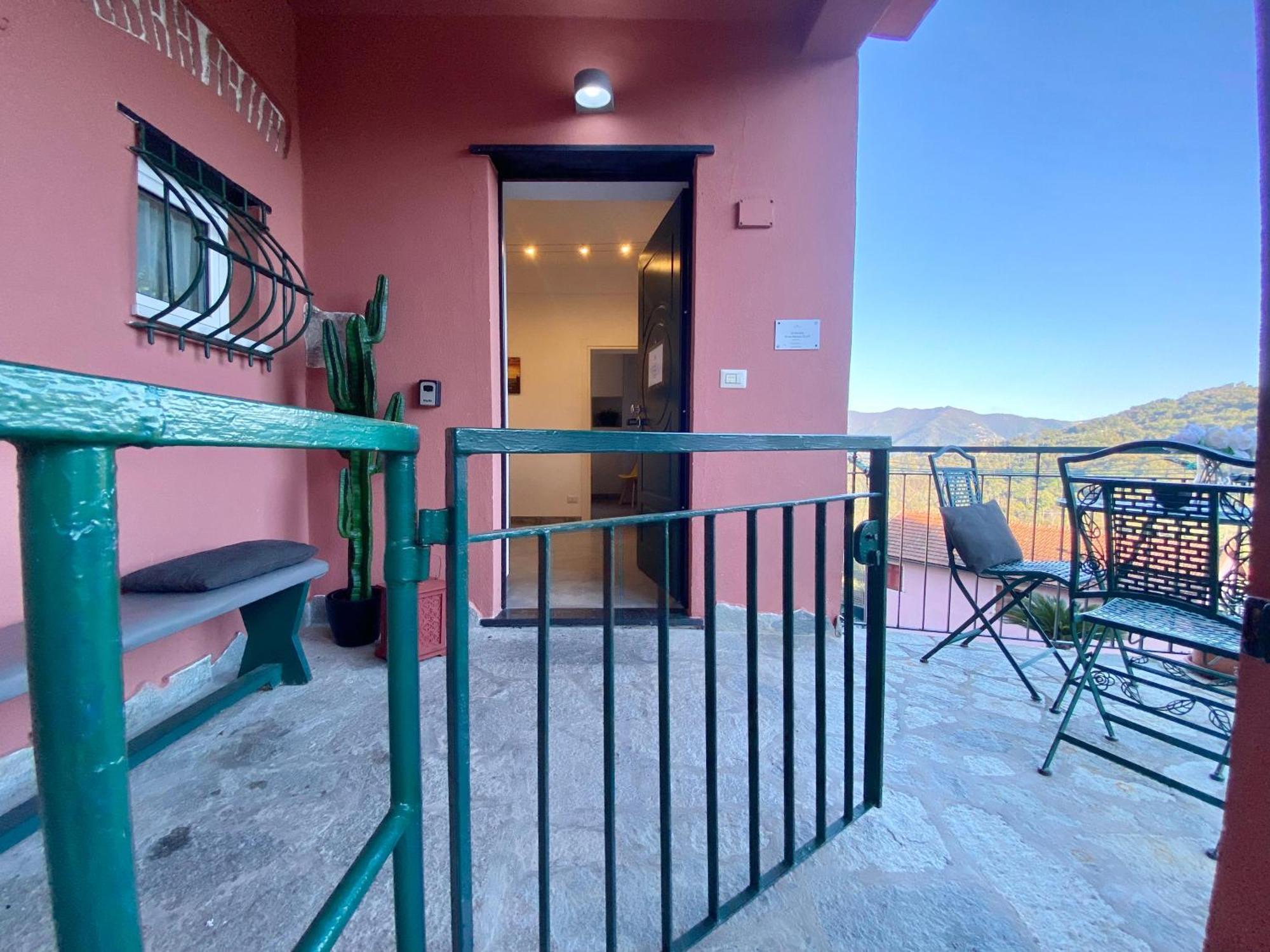 Alla Casa Rosa, Peaceful Apartment Surrounded By Greenery With Free Parking, Wifi & Air Conditioning Ραπάλο Εξωτερικό φωτογραφία
